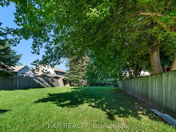 3rd image of 5098 Drummond Rd