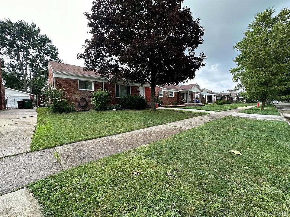 1st image of 15486 Richmond St