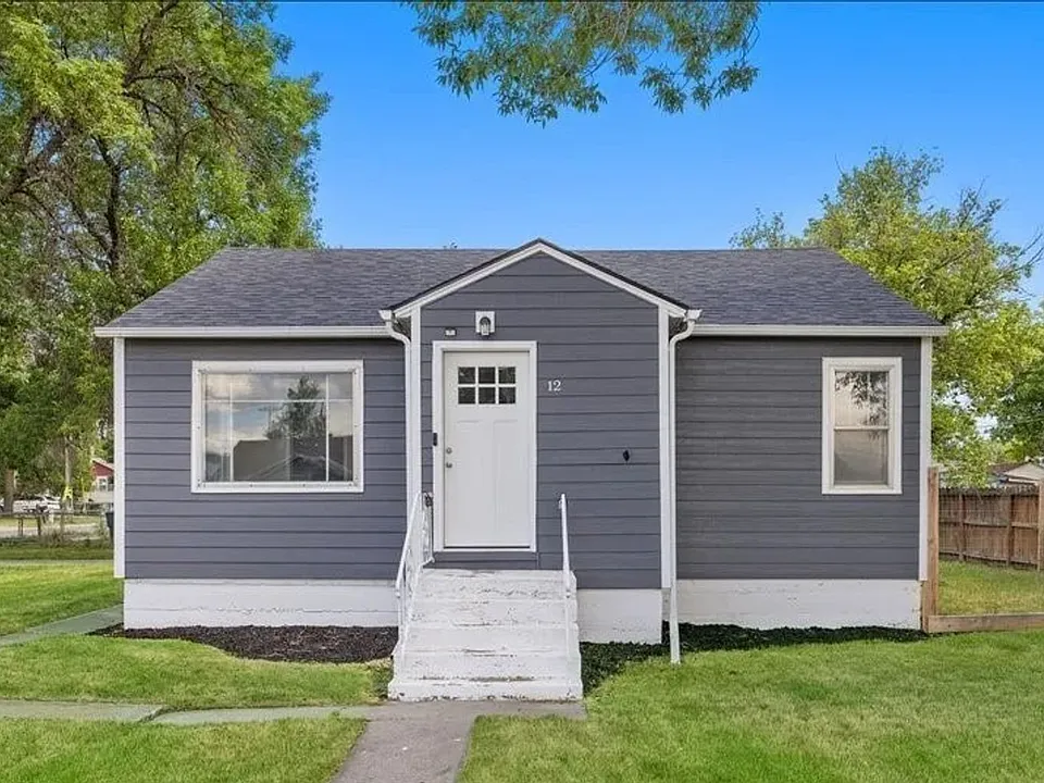 12 Macarthur Ave