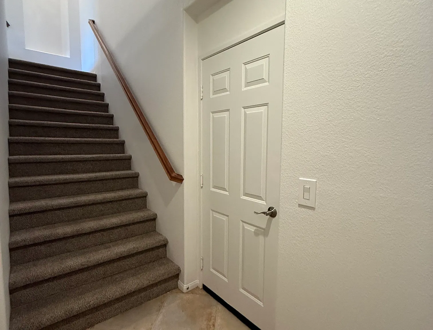 3 bed, 1759 sqft, $4,100 — Photo 3