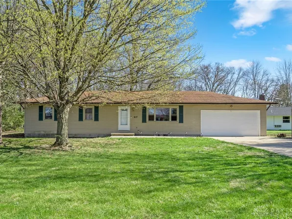 617 Black Foot Trl, Jamestown, OH 45335
