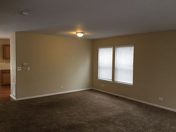 5th image of 130 Havenwood Ct