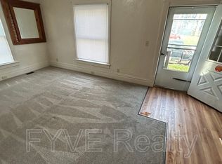 542 Sumner St, Akron, OH 44304