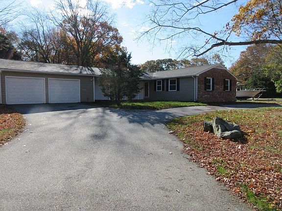 2nd image of 120 Juniper Dr