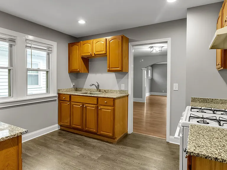272 Windermere Blvd #2 — Photo 6