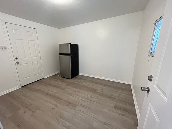 New flooring fresh paint throughout