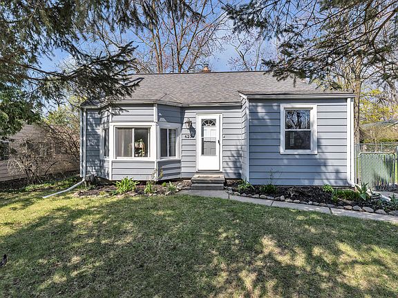 2nd image of 623 Dellwood Dr