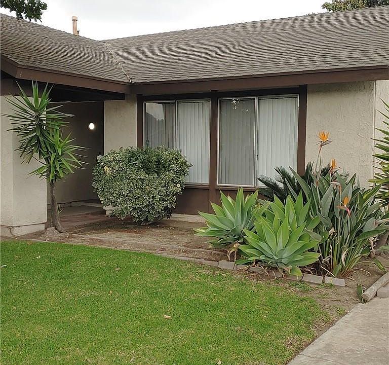 1st image of 4778 Oceanside Dr