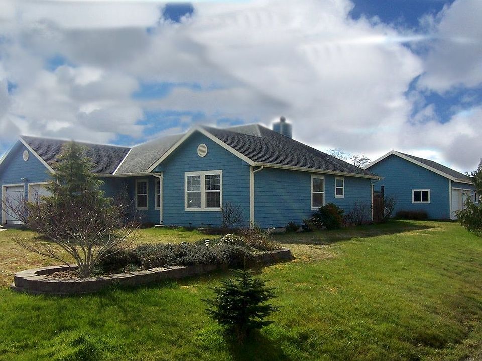 Lovely home on corner lot in nice neighborhood