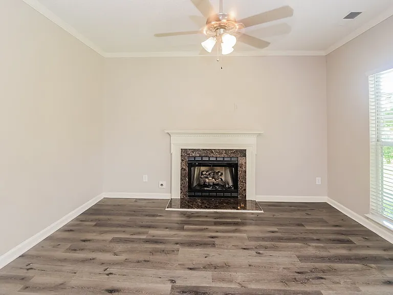 11319 Valerian Ct — Photo 5