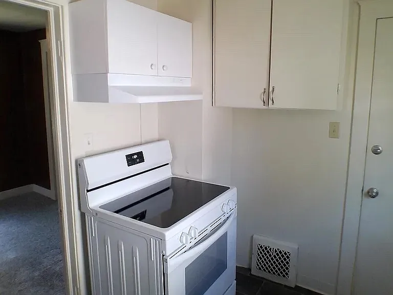 1614 Floral Ave — Photo 8