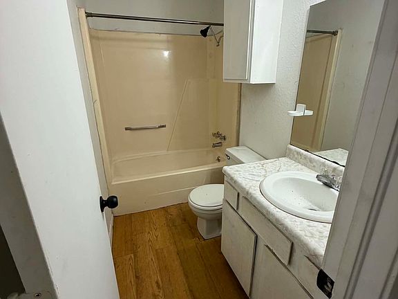 4th image of 27 Cassie Mitchell Way