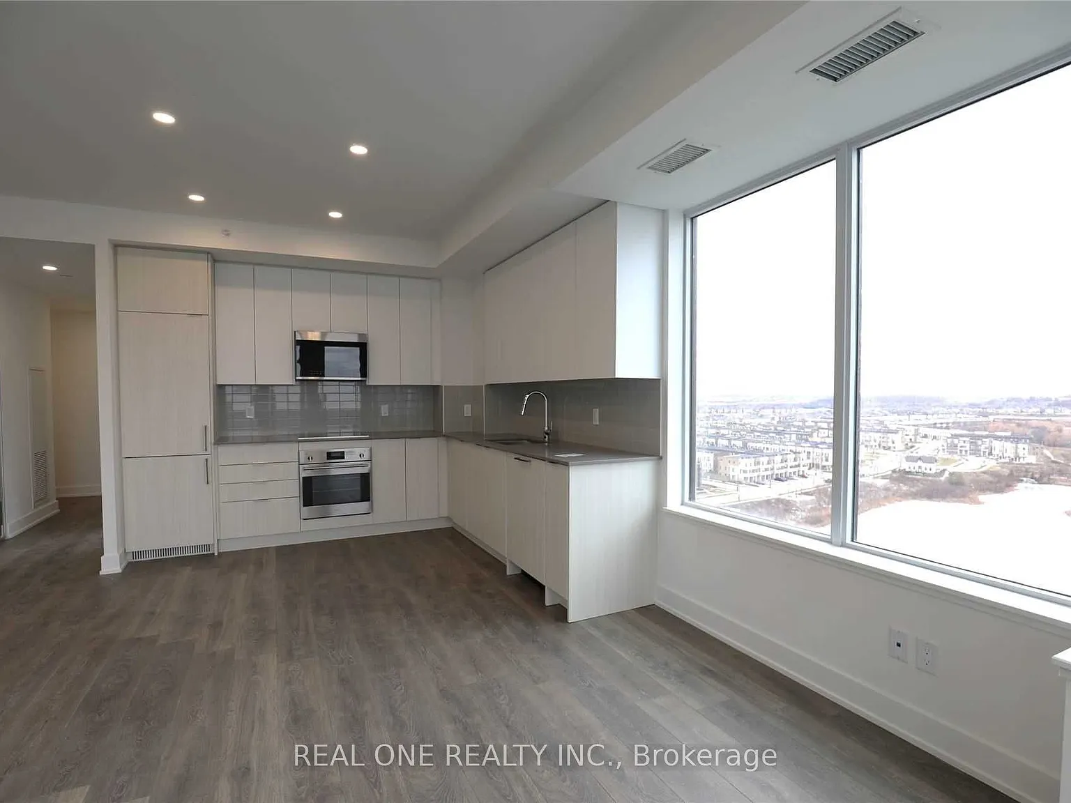 2 bed, $3,000 — Photo 2