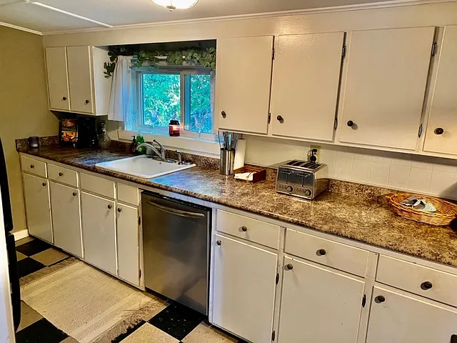28 Kinsley Ln — Photo 15