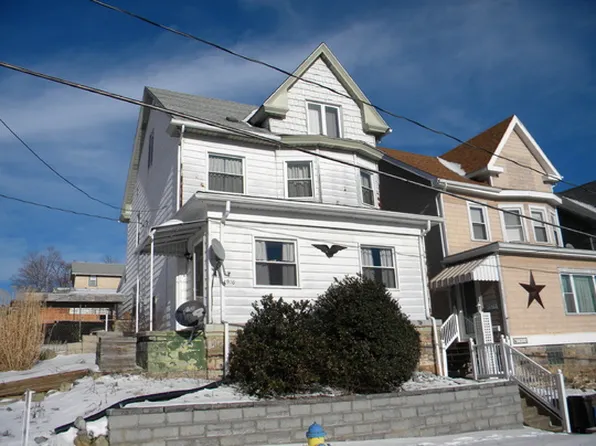 1916 3rd St, Altoona, PA 16601