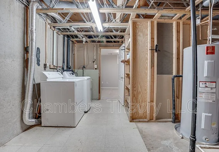 1003 Jennifer Ln — Photo 38