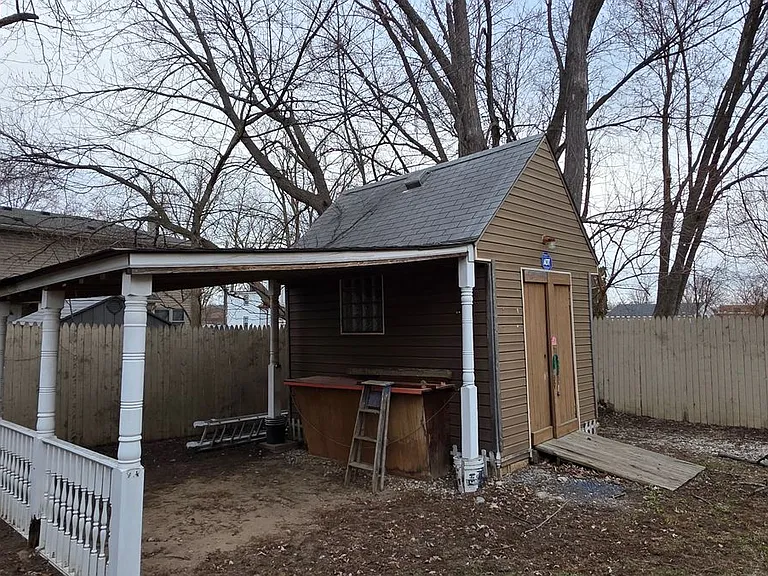 33507 Berville Ct — Photo 14