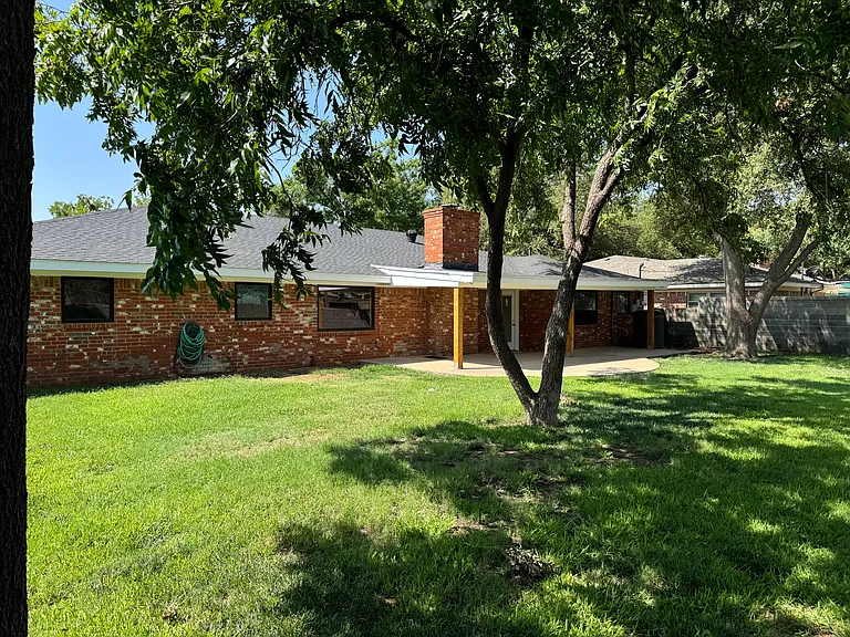 2504 Sinclair Ave — Photo 21
