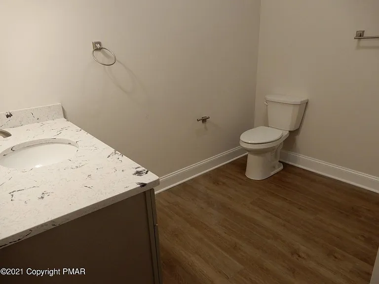 268 Washington St #210 — Photo 3