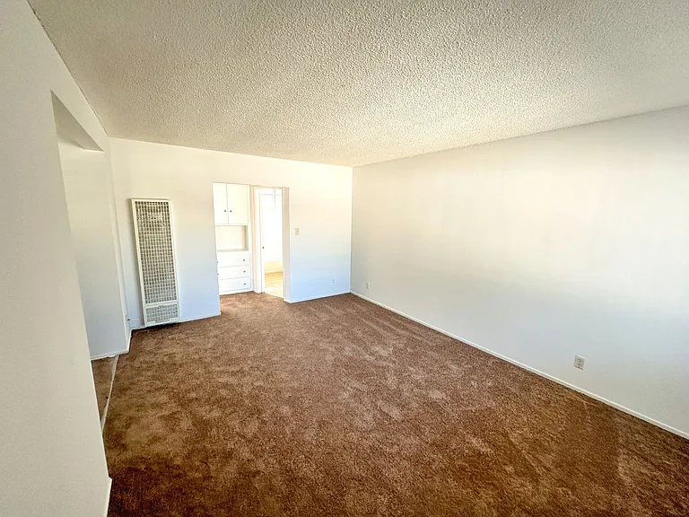 1069 Browning Blvd — Photo 14