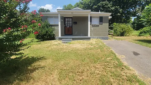 186 W Davant Ave Photo 1
