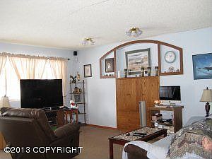 4th image of 16434 Eleonora St