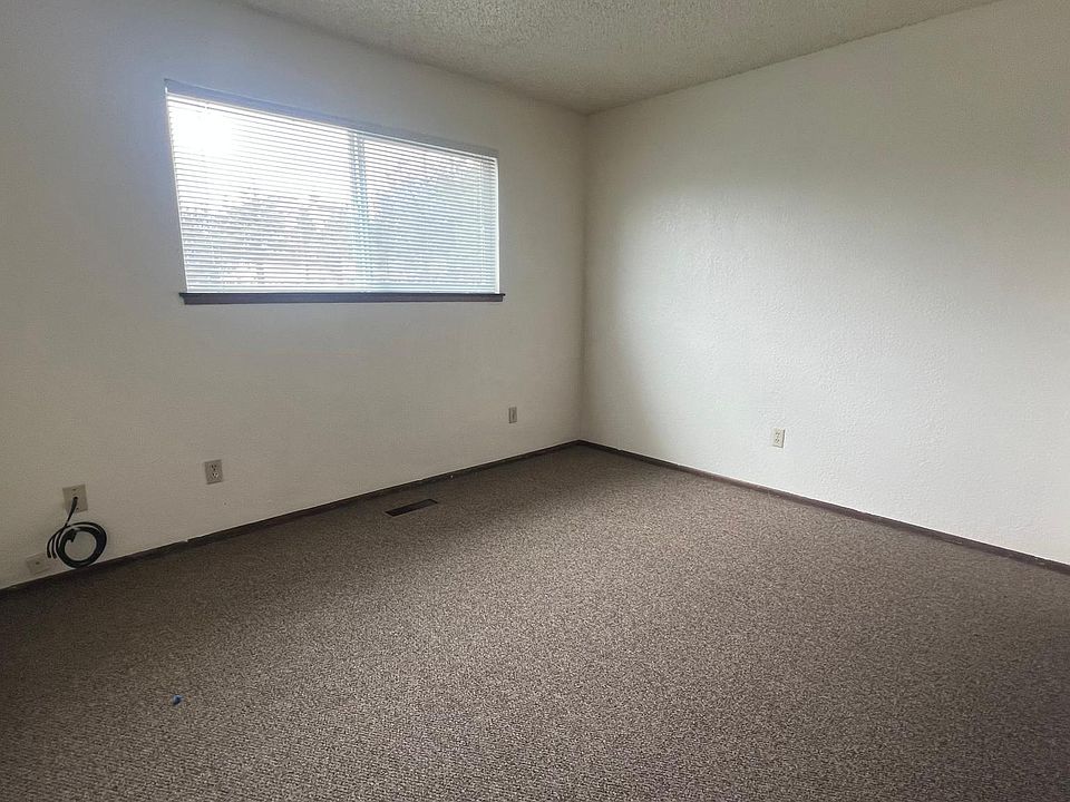 14937 Shoreline Apartments Weed, CA Zillow