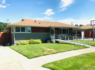 2037 Lark Dr, Walla Walla, WA 99362