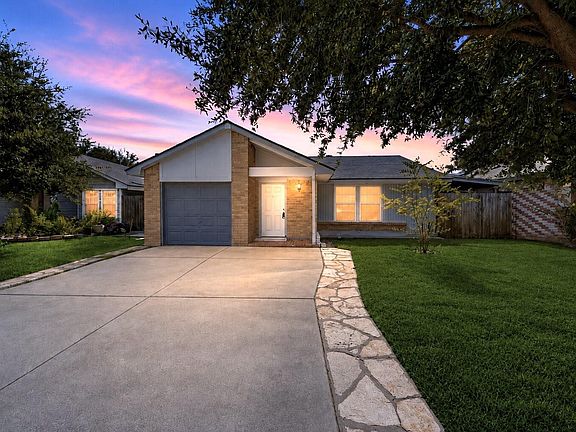 3rd image of 11918 E Marsham Cir