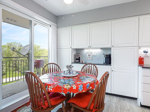 4th image of 601 Lake Hinsdale Dr APT 505