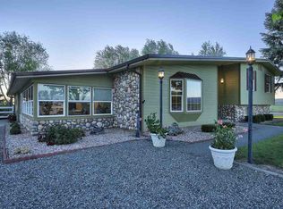 1663-14 1/2 Rd, Loma, CO 81524