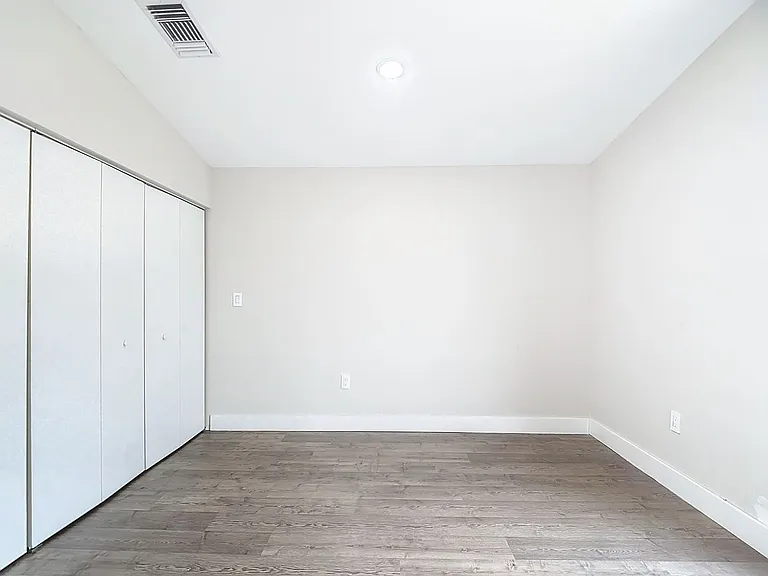 2505 Storter Ave — Photo 18
