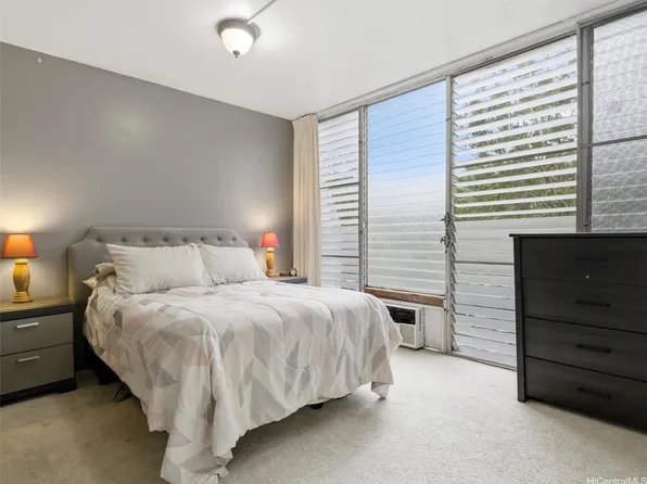 95-2039 Waikalani Pl APT C406, Mililani, HI 96789