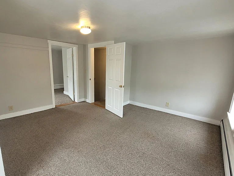 10 Berlin St — Photo 11