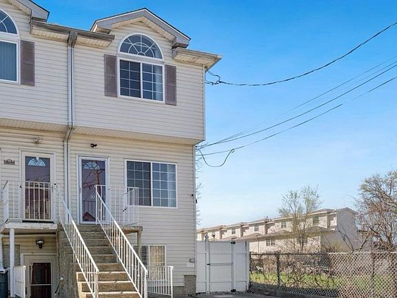 5th image of 10 Noah Ct APT 1