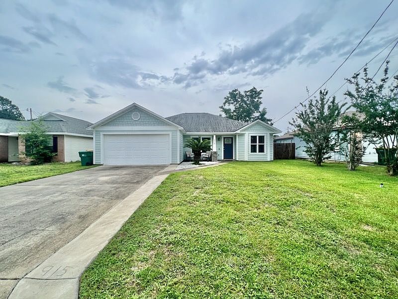 1st image of 915 Emily Cir #915