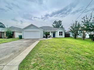 915 Emily Cir #915, Fort Walton Beach, FL 32547