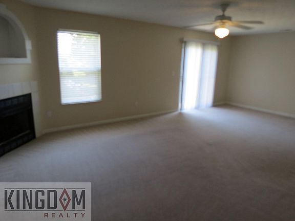 4th image of 2750 McHenry Dr