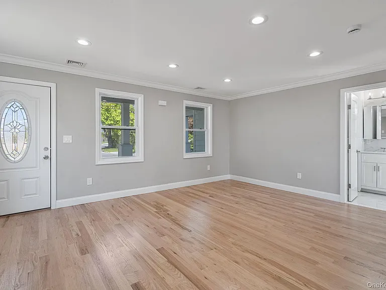 7600 Main Rd #1B — Photo 16