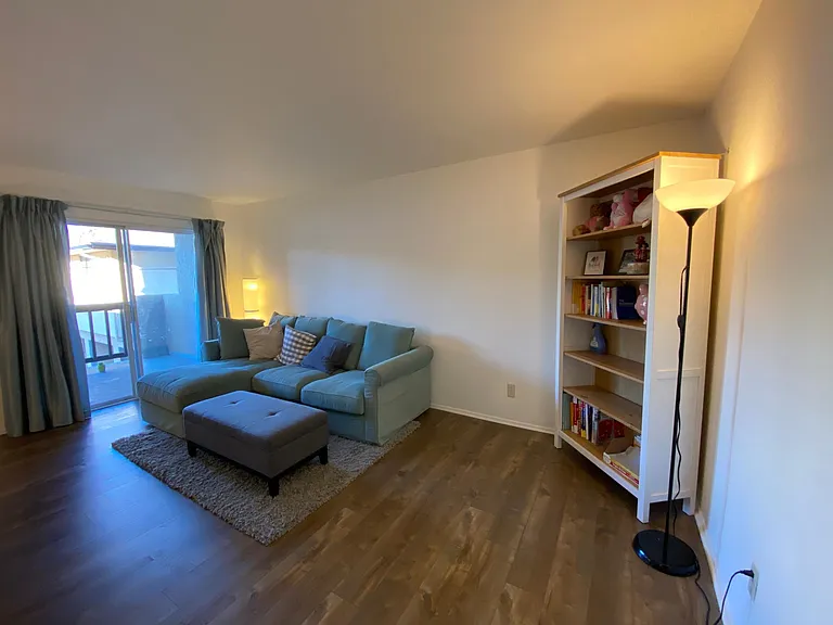 355 S Madison Ave — Photo 7