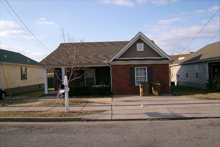 1st image of 417 Vailview Dr