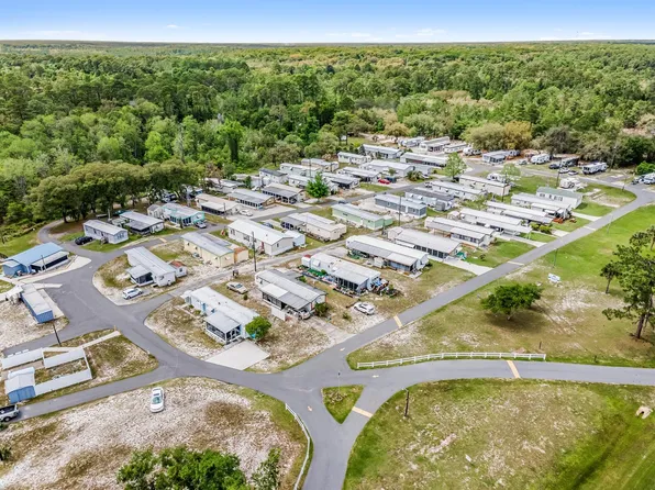 2809 S Highway 17, Crescent City, FL