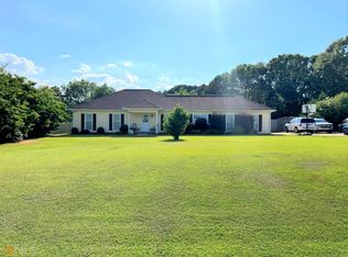 120 Hawthorne Cir, Lagrange, GA 30240