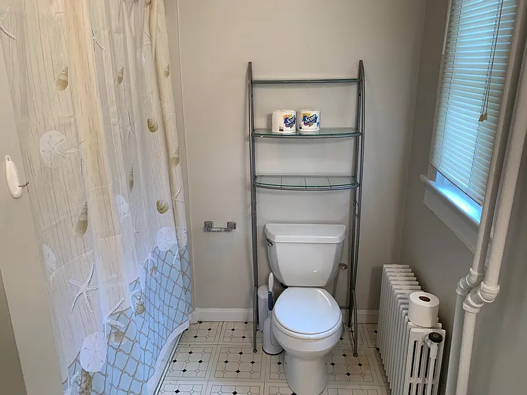 501 Spring St #1 — Photo 17