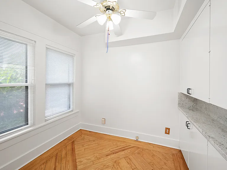 1550 Castle Ct #B — Photo 16