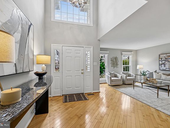 3rd image of 2824 Jutland Rd