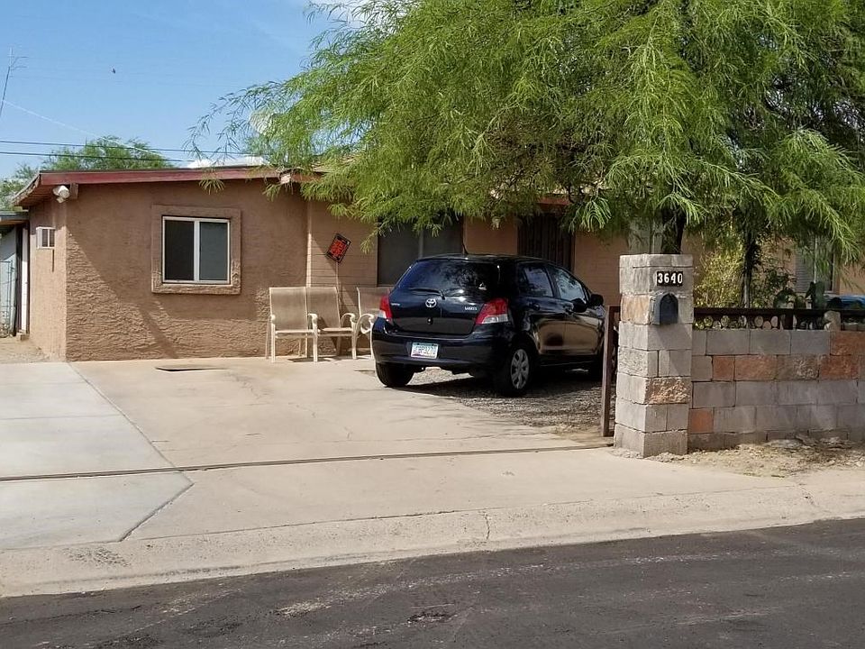 FRONT- 3640 W CORONA