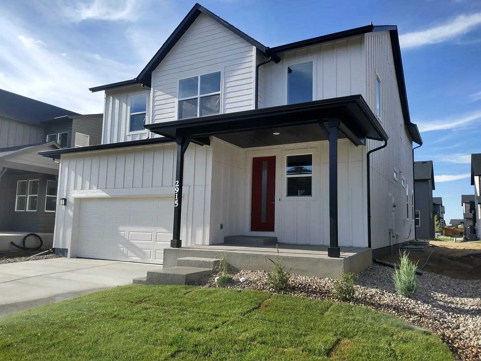 5 bed, 3045 sqft, $850 — Photo 2