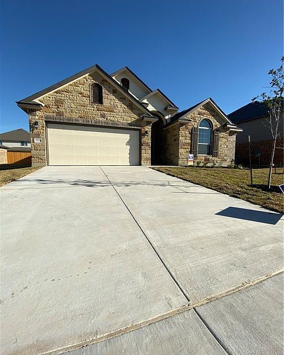 1st image of 5008 Primavera Ln