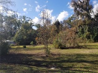 198 Pine Cir, Brunswick, GA 31520